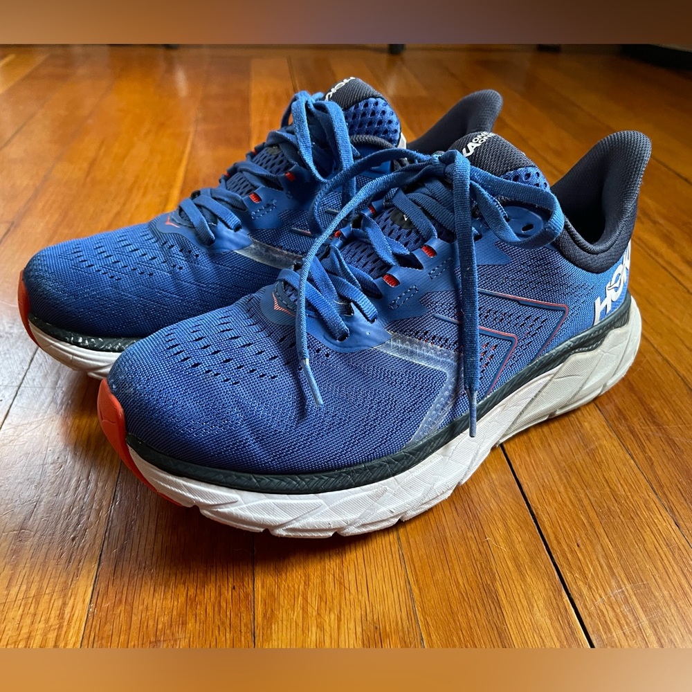 Hoka One One Arahi Running shoes men 7.5 women 9 navy blue